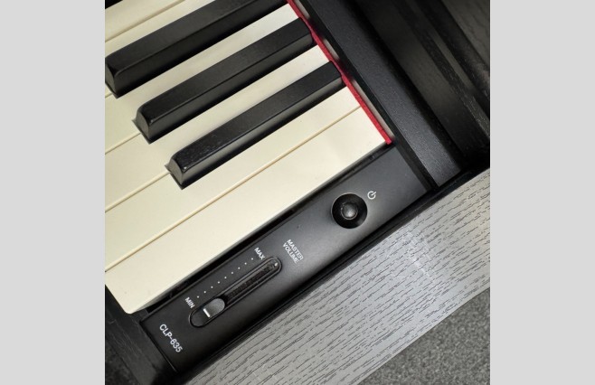 Yamaha CLP635 Digital Piano | Black Walnut Finish | UK Delivery In Days | Warranty | P/X | Finance Options | Includes Stool, Headphones | Used | Serial Number BCXJ01034 - Image 11